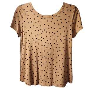 24/7 Maurices gold black polka dot crew neck tee